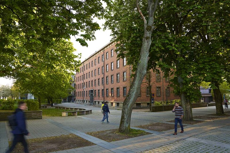 Språk- och litteraturcentrum i Lund. 