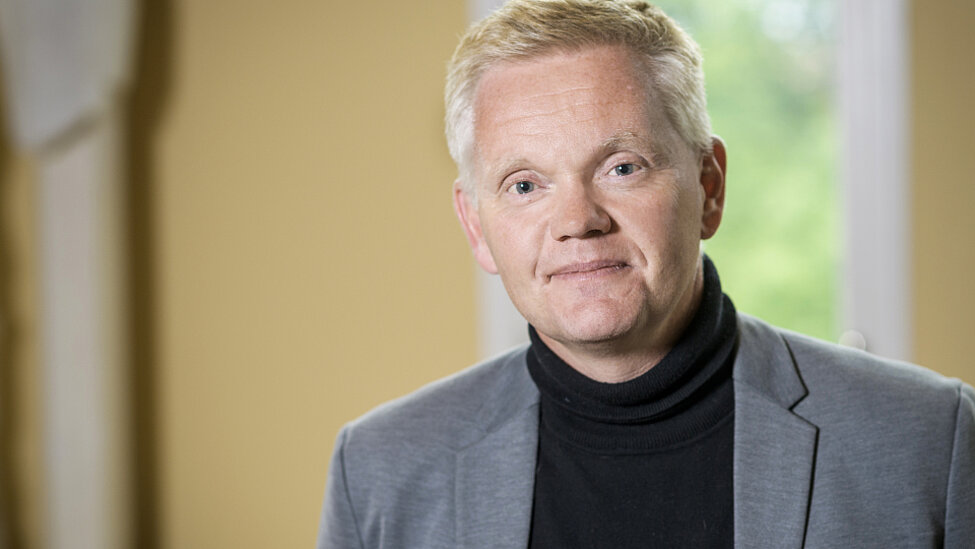 Jonas Granfeldt är professor i franska med språkvetenskaplig inriktning och ledare för forskningsplattformen LAMiNATE